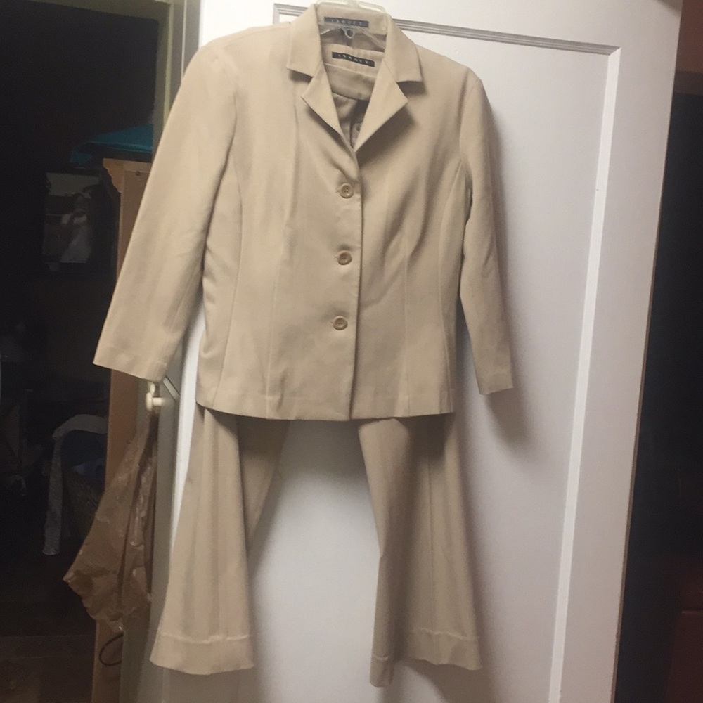 Suit Set